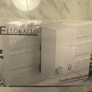 ELLO & ALLO Retractable Clothesline